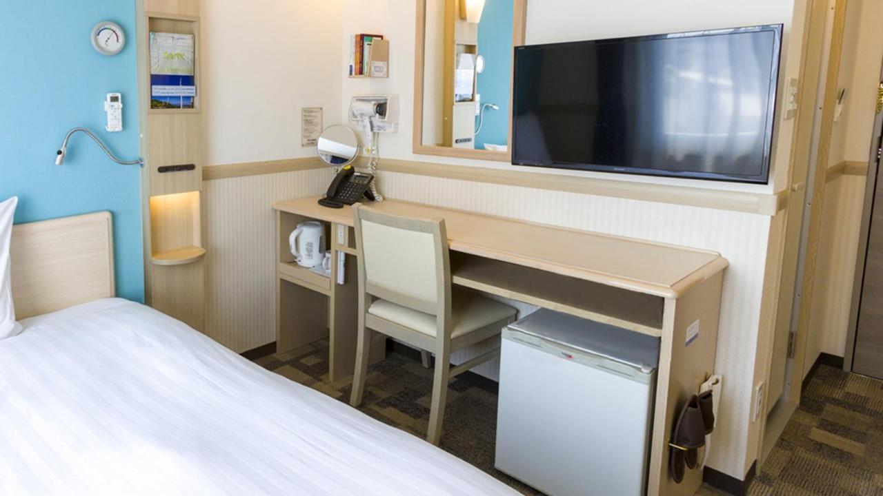 Toyoko Inn Sodegaura Eki Kita Guchi Exterior foto